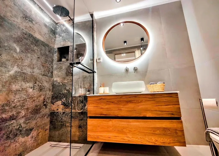 Elpis' Cozy & Luxury Apartment